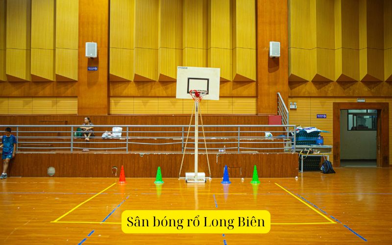 Sân bóng rổ Long Biên