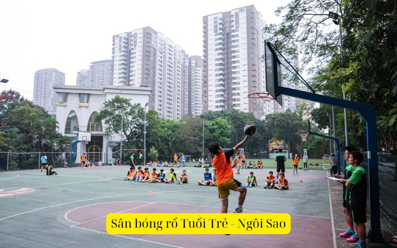 Sân bóng rổ Tuổi Trẻ - Ngôi Sao