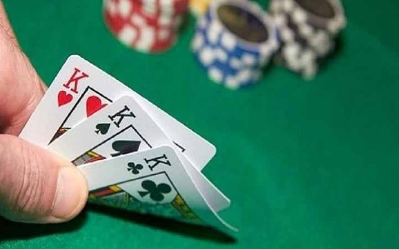 Những lỗi sai kinh điển khiến bạn thua trắng trong bài Liêng