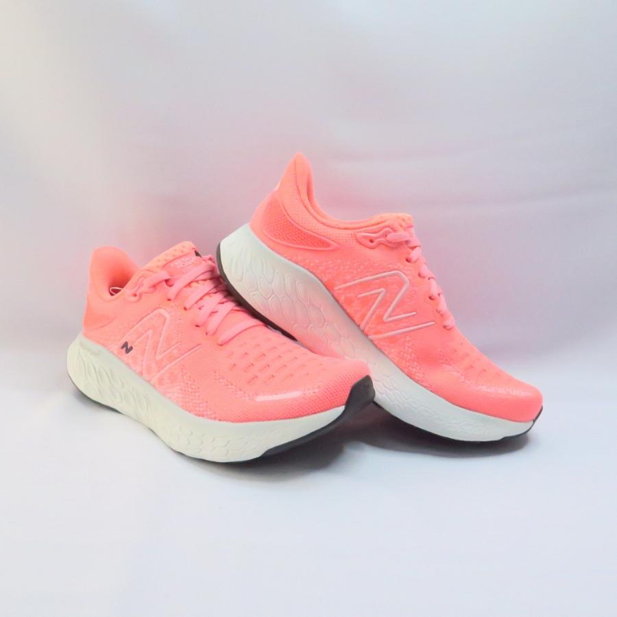 Chi tiết upper lưới thoáng khí của Fresh Foam X 1080v12 Grapefruit W108012O