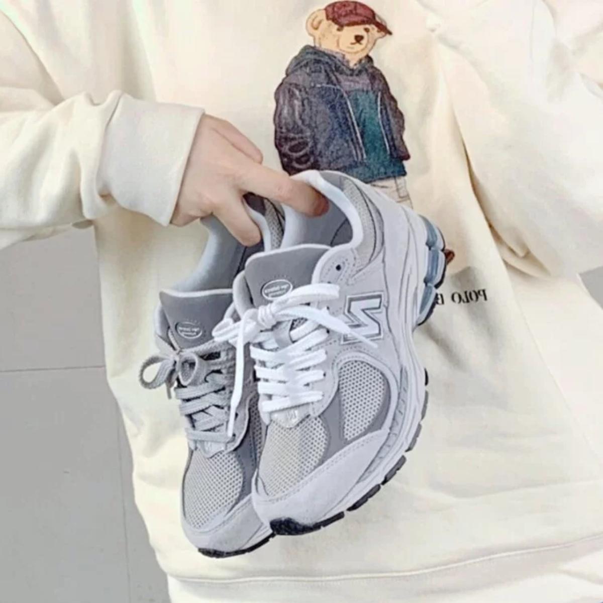 giay-new-balance-2002r-grey-ml2002r0-6
