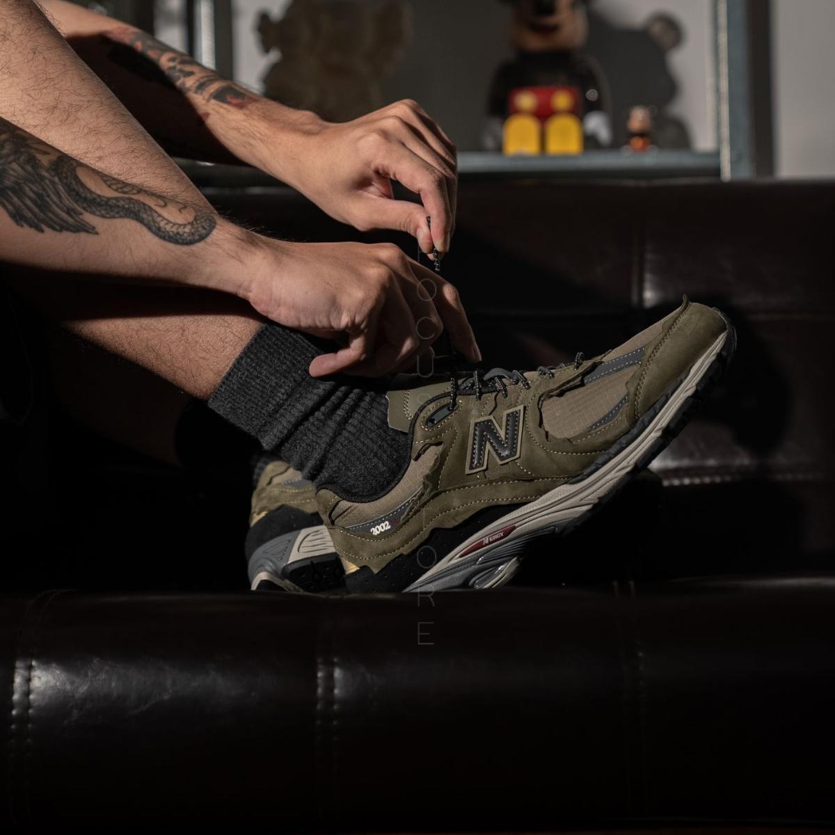 giay-new-balance-2002r-protection-pack-olive-m2002rdn-6