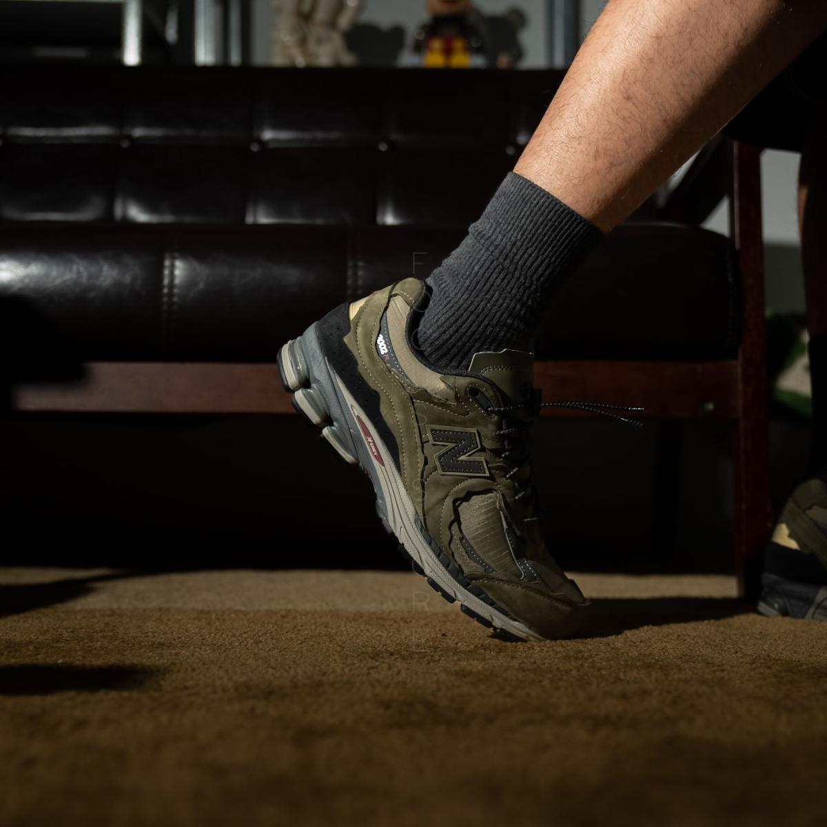 giay-new-balance-2002r-protection-pack-olive-m2002rdn-7