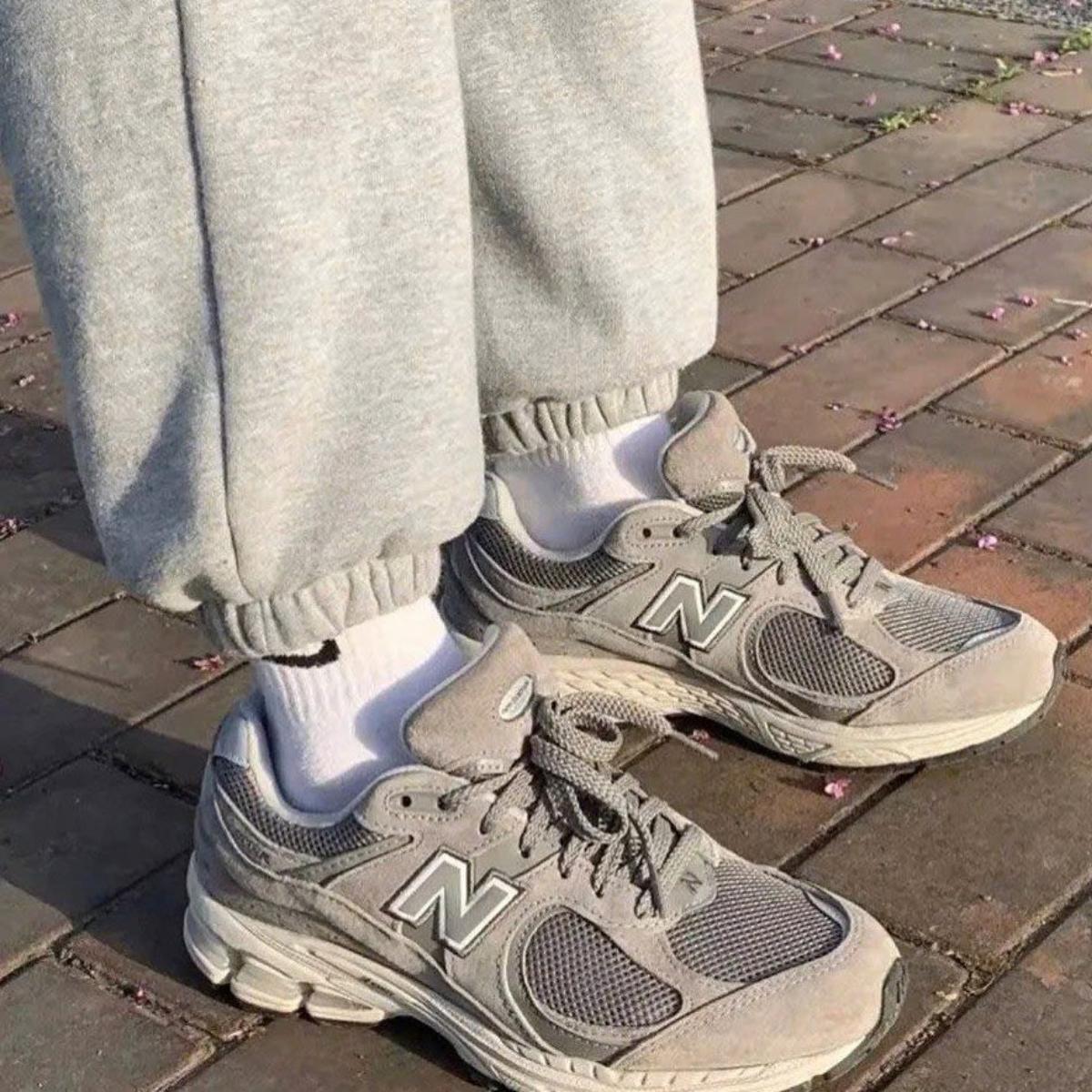 giay-new-balance-2002r-shadow-grey-m2002rnm-3