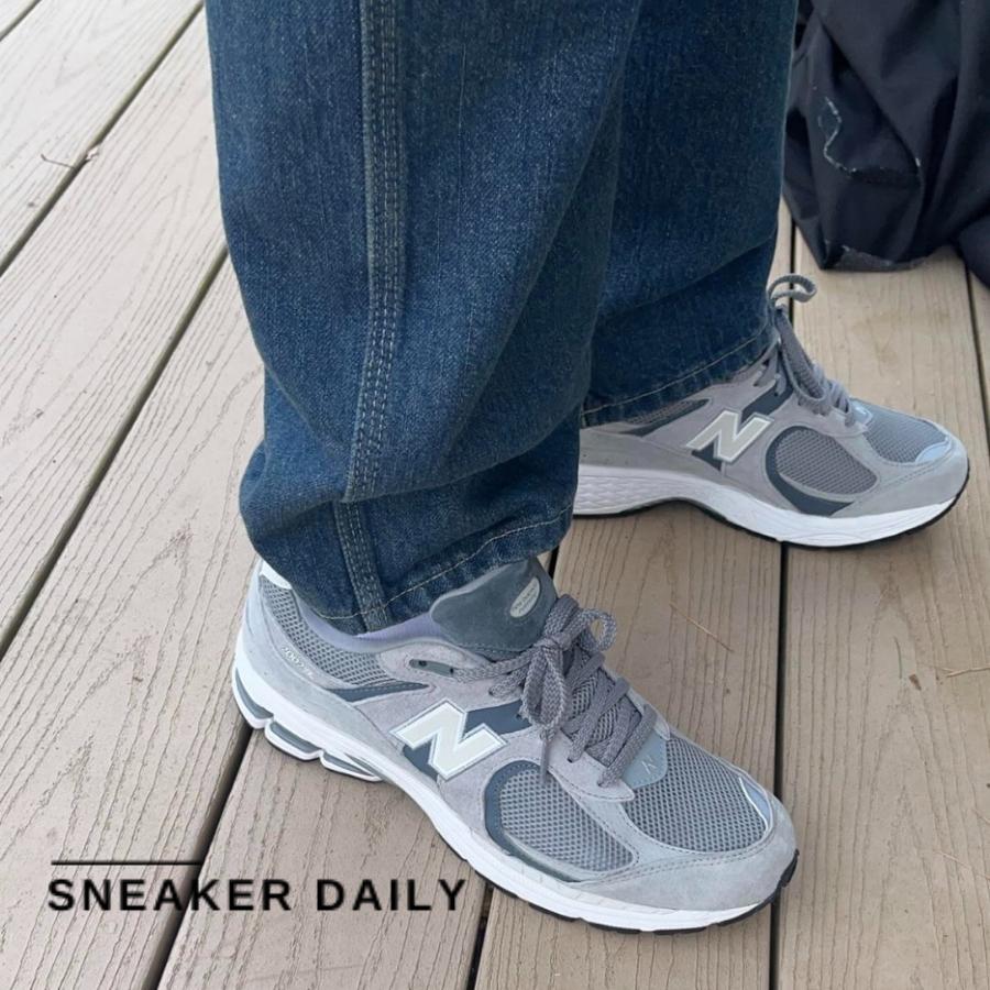 New Balance 2002R Steel Orca M2002RST nhìn toàn diện từ góc 3/4