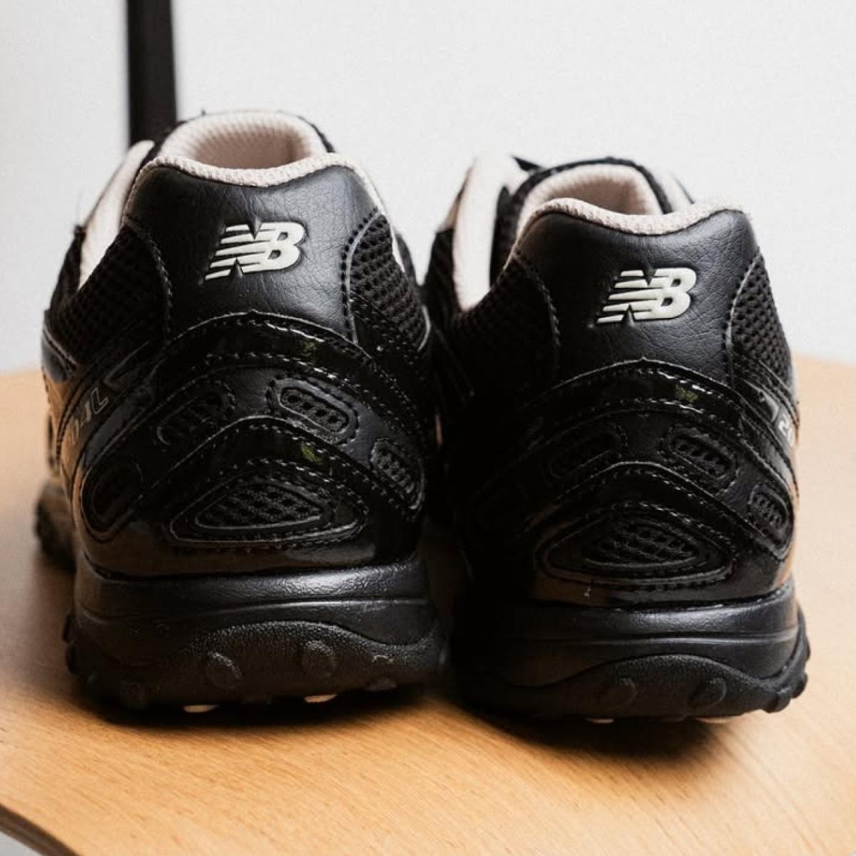 giay-new-balance-204l-black-patent-u204lmra-6