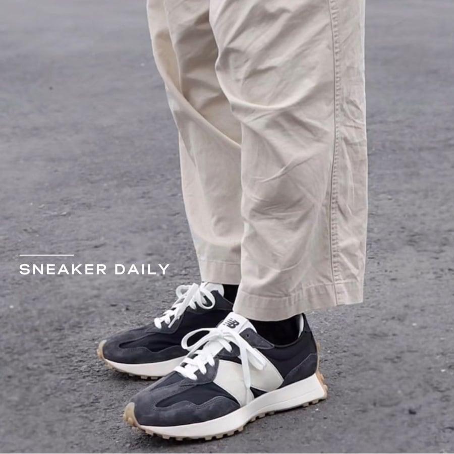 Chi tiết upper và logo chữ N trên New Balance 327 Black Phantom