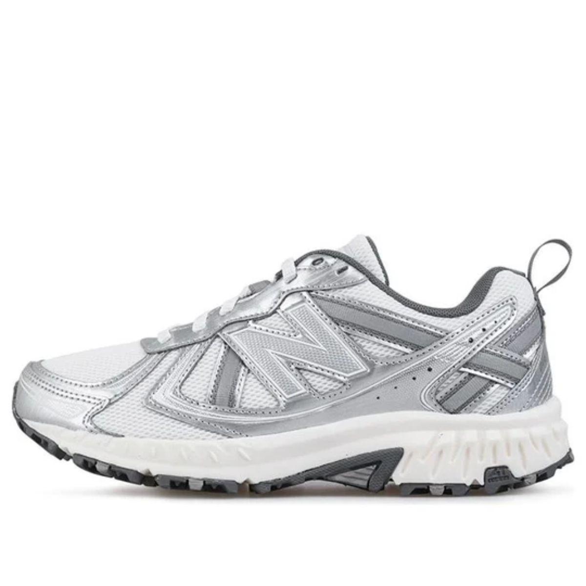 Giày New Balance 410 Silver MT410KM5 nhìn toàn cảnh