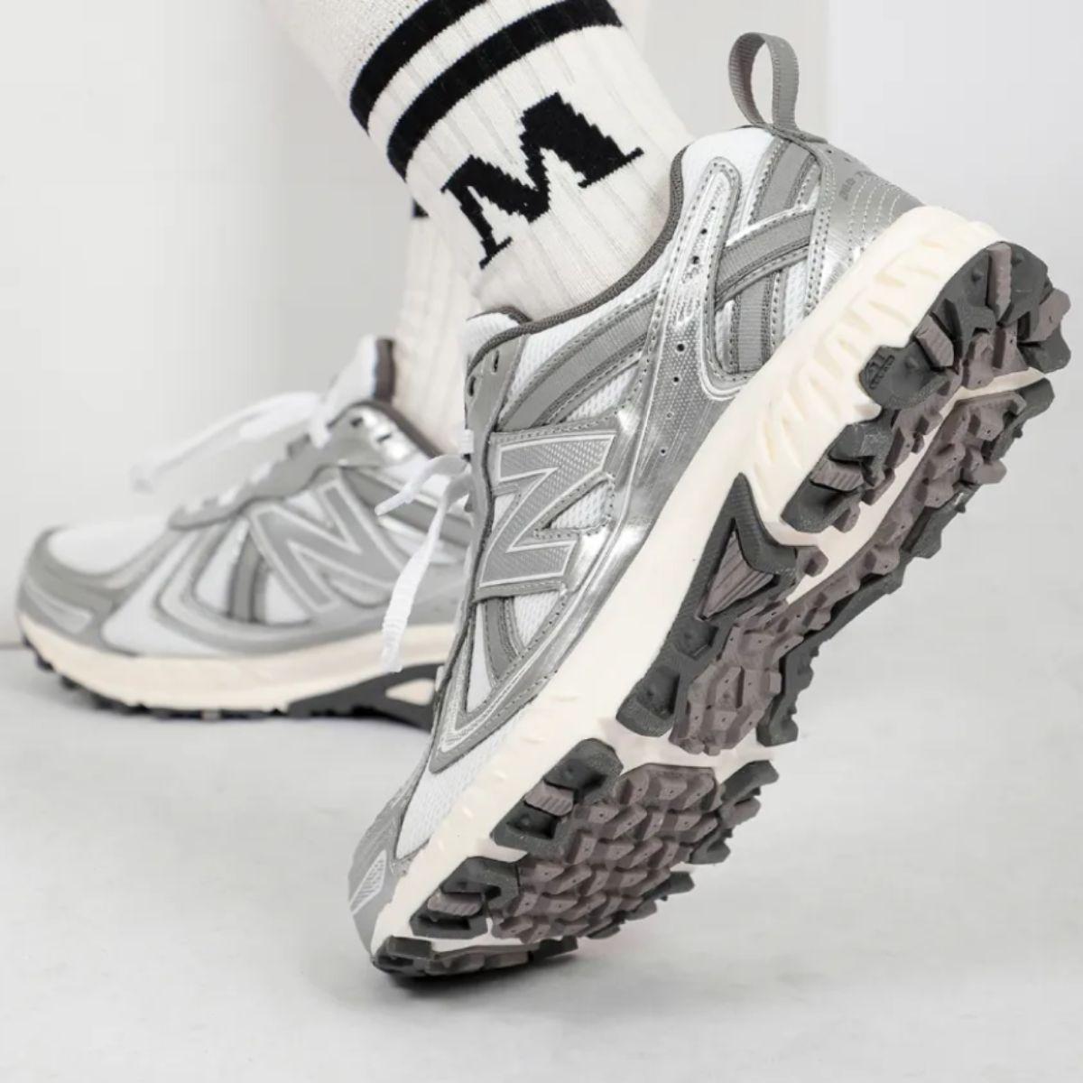 giay-new-balance-410-silver-mt410km5-10