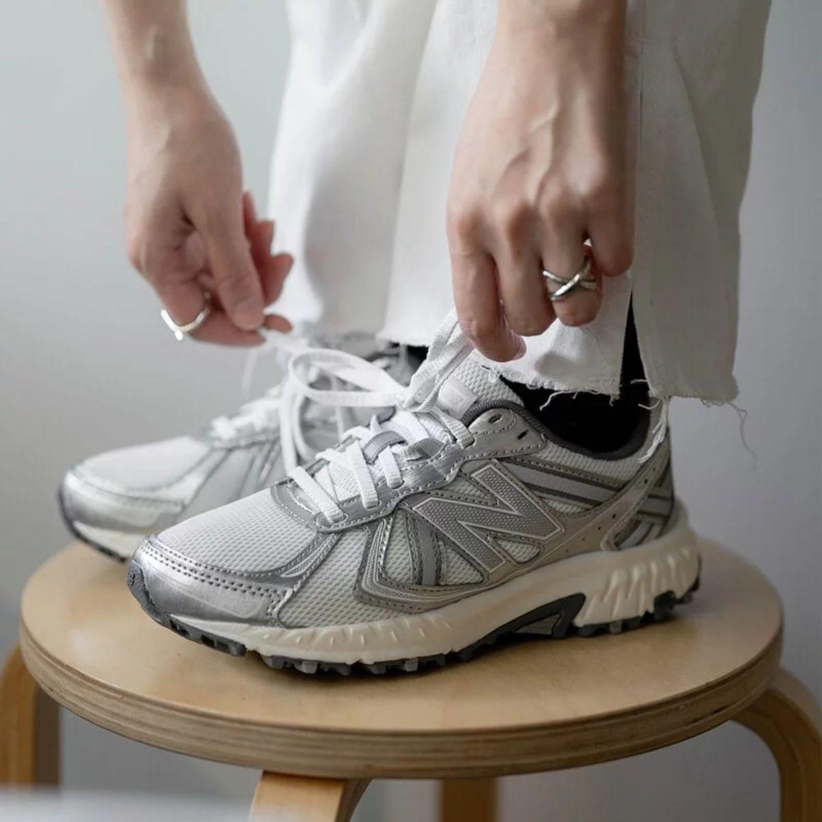 giay-new-balance-410-silver-mt410km5-5