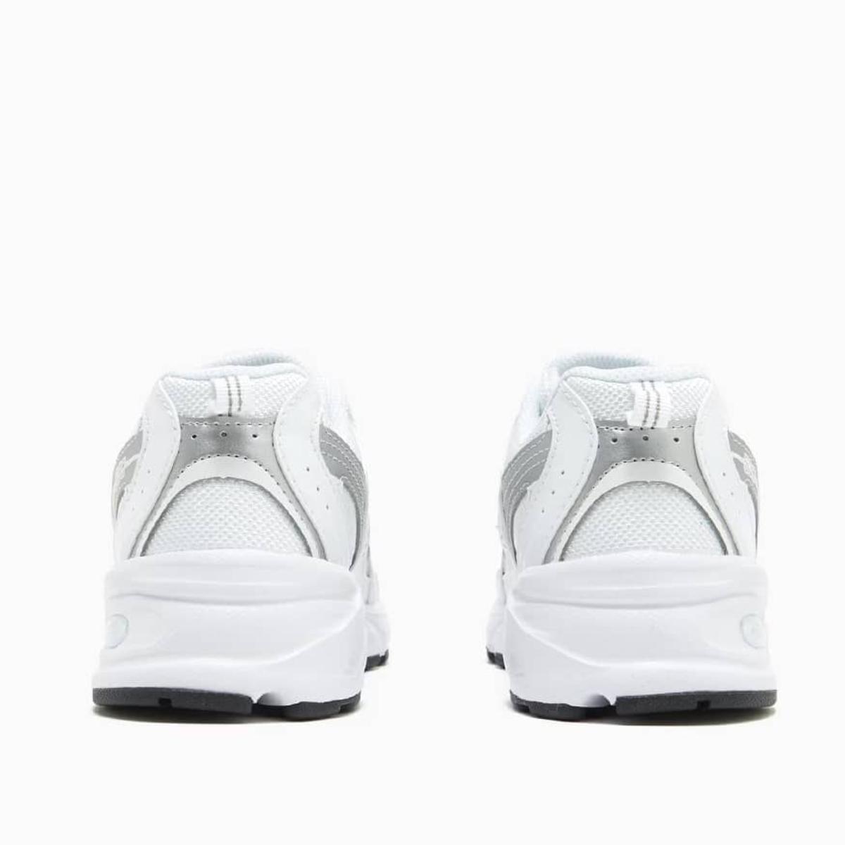 New Balance 530 GR530JM phối trang phục hàng ngày