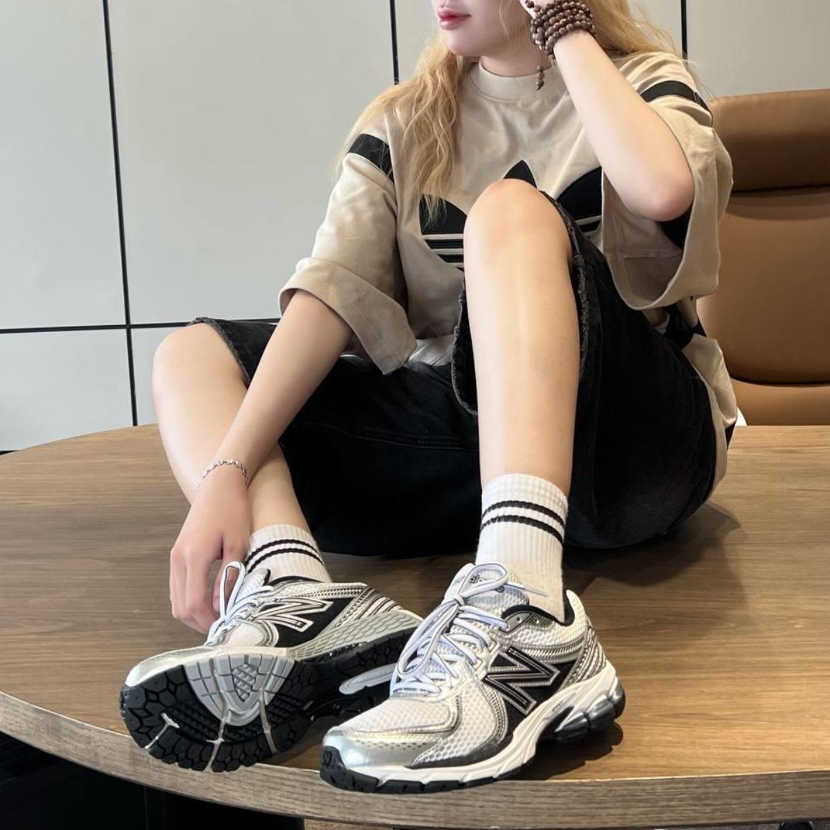 giay-new-balance-860-d-white-black-ml860xd-3