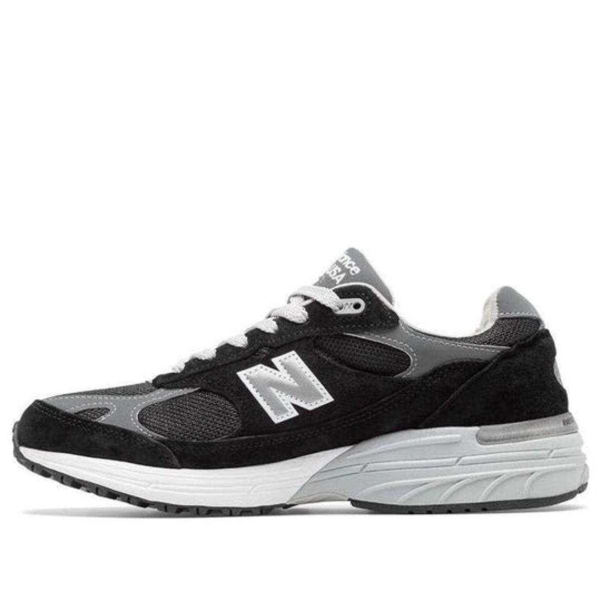 Giày New Balance 993 Made In USA Black White MR993BK nhìn tổng thể