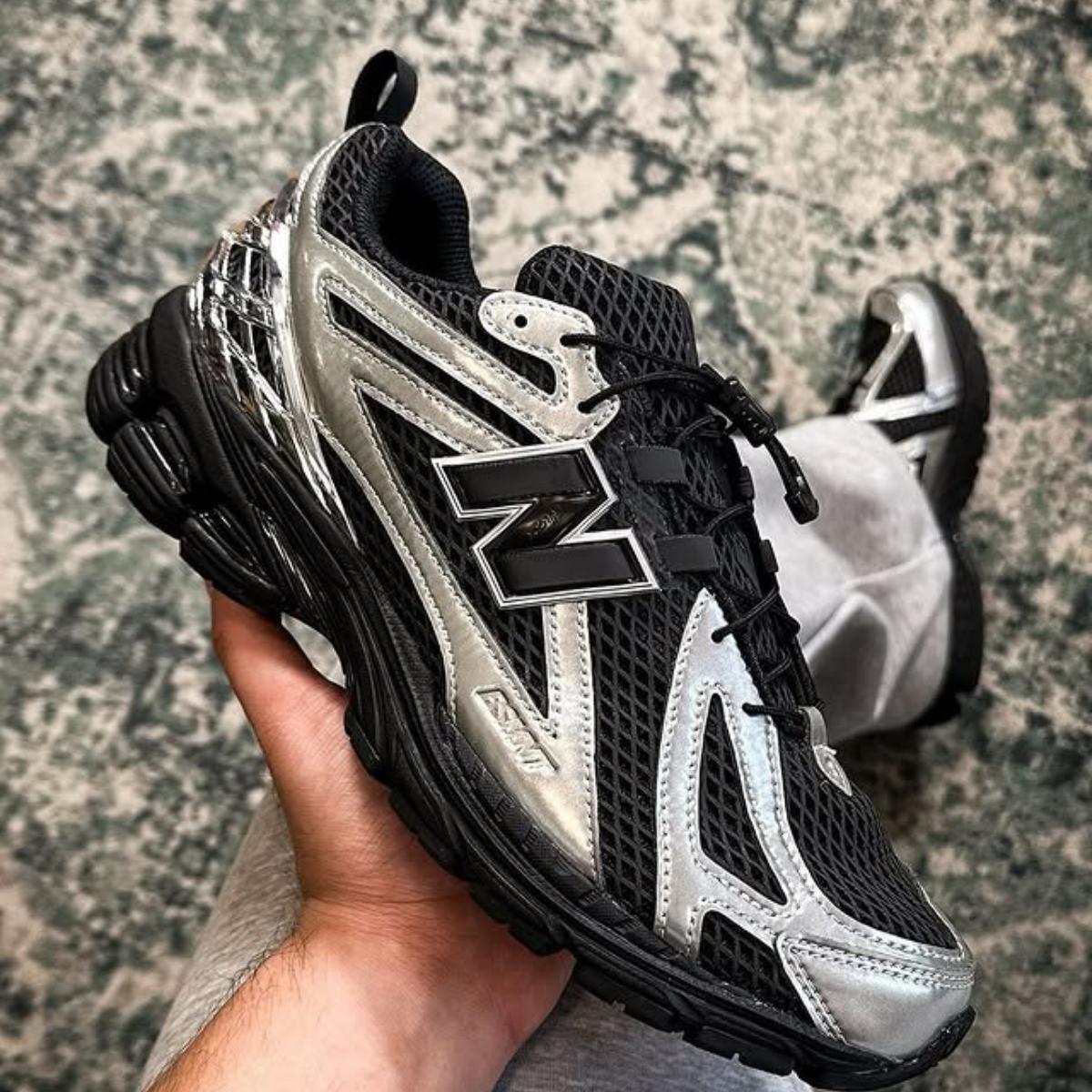giay-new-balance-x-the-basement-1906r-black-silver-m1906rbs-6