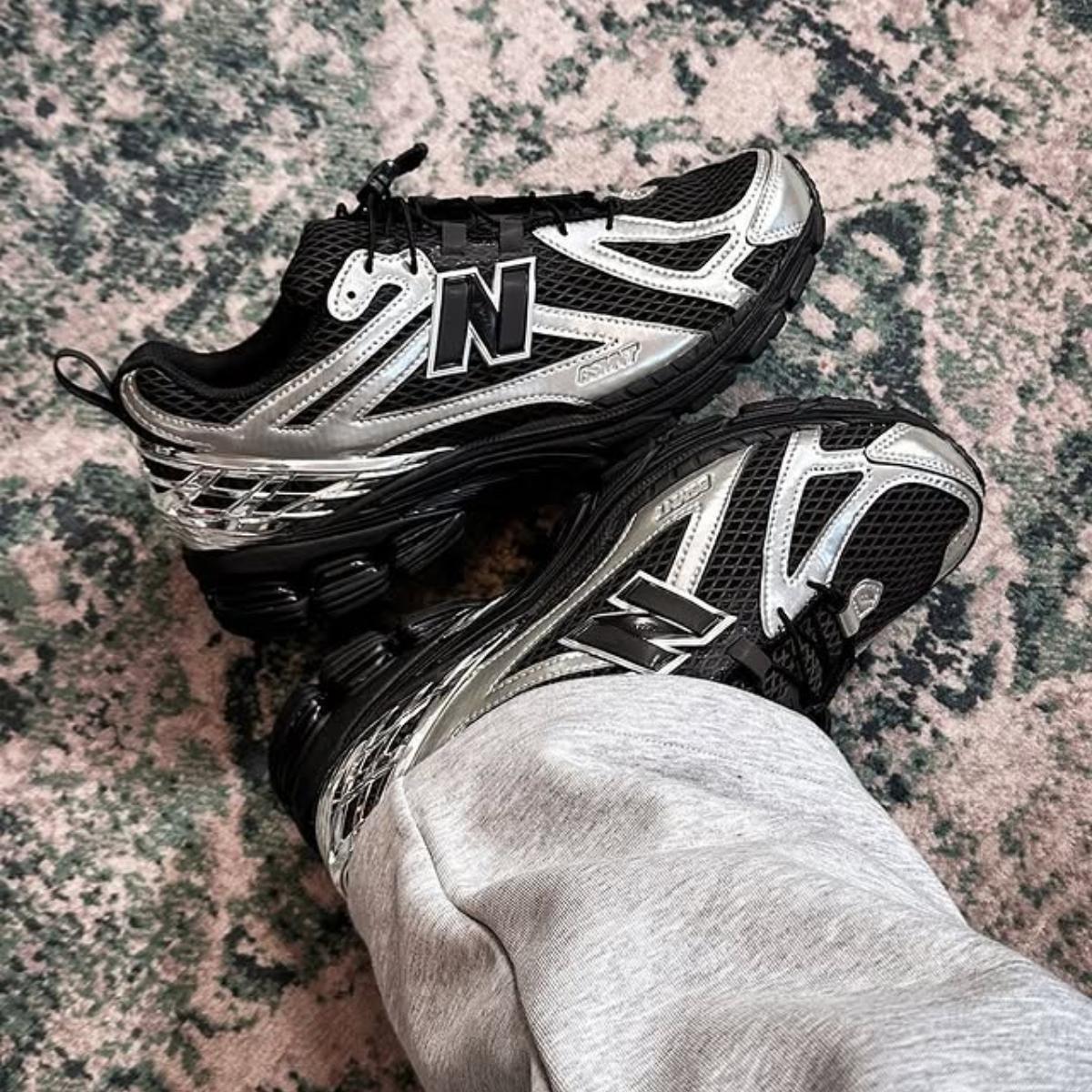 giay-new-balance-x-the-basement-1906r-black-silver-m1906rbs-7