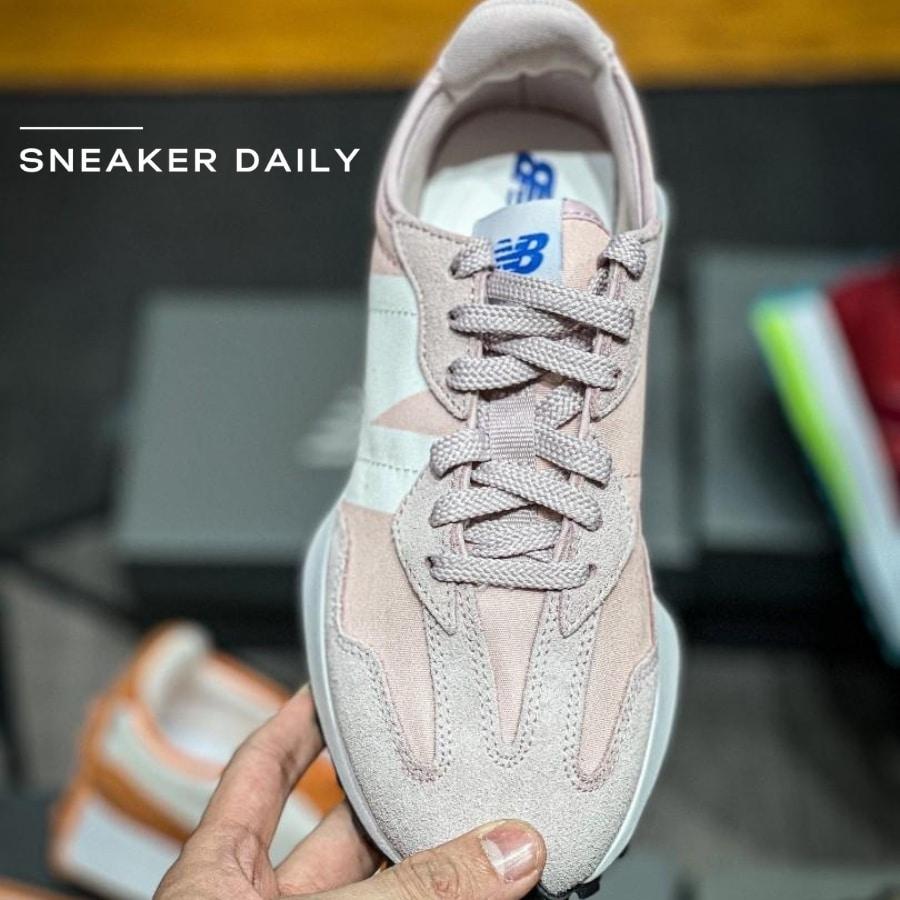 New Balance 327 Pink YH327CKC nhìn từ góc bên